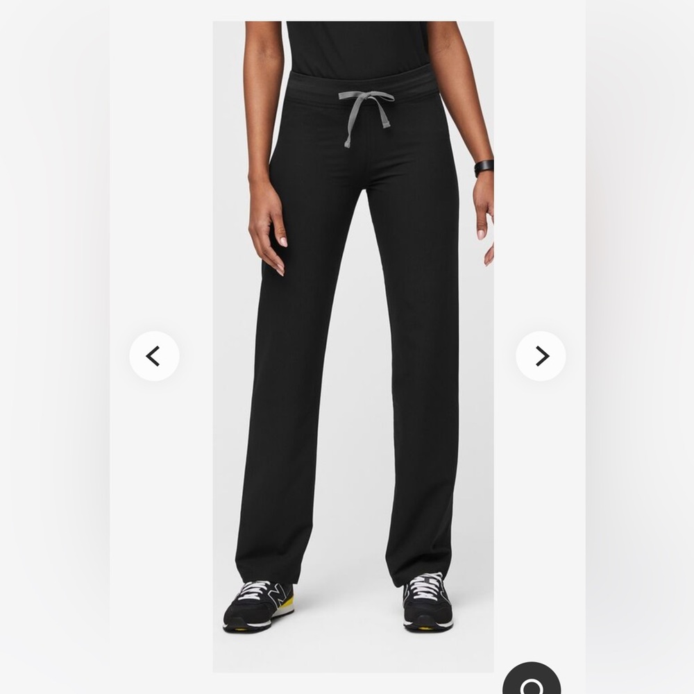 FIGS | Livingston straight leg scrub pant - PETITE